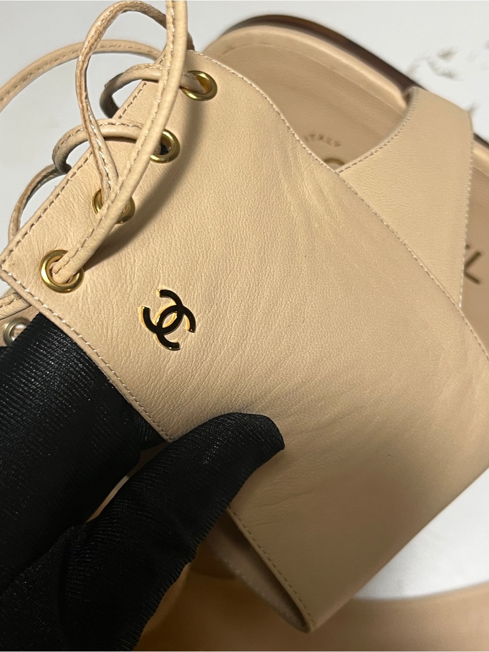 CHANEL Nude Leather Lace-Back Flat Sandals - Picture 6 of 6